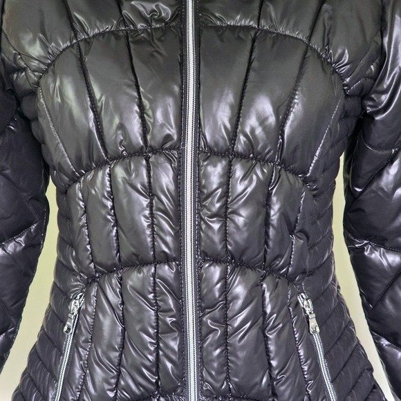 GUESS Black Puffer Jacket Hooded Quilted Lightweight Size SMALL - Picture 6 of 14